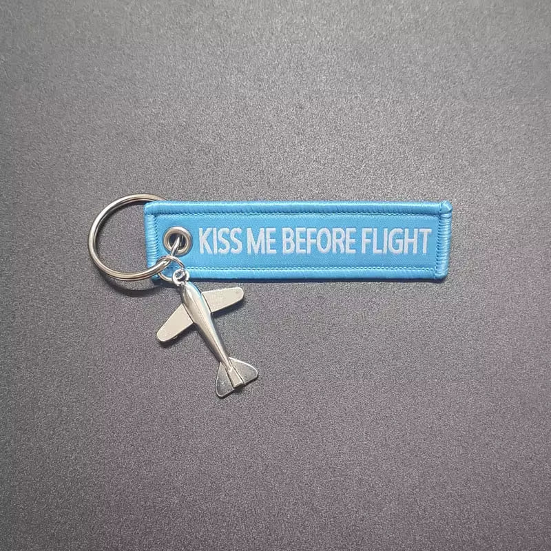 Aviation Keychain KISS ME before  Metal Aircraft Key Chain Flying Pilot Backpack Pendant Men Women