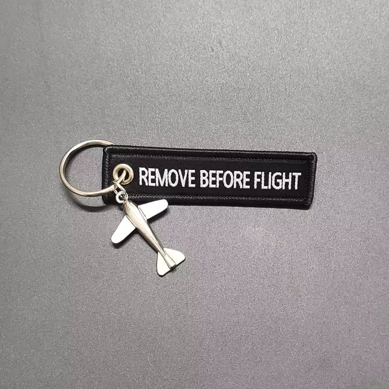 Aviation Keychain KISS ME before  Metal Aircraft Key Chain Flying Pilot Backpack Pendant Men Women