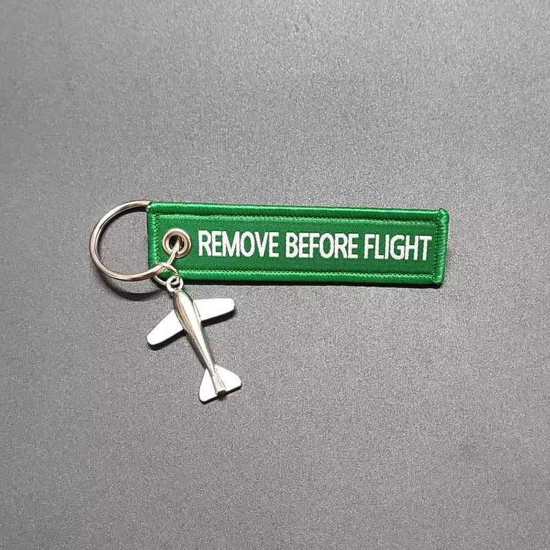 Aviation Keychain KISS ME before  Metal Aircraft Key Chain Flying Pilot Backpack Pendant Men Women