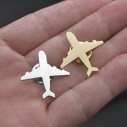 Wholesale 2023 New Men's Lapel Brooch Aircraft Design Steel Color Gold Stainless Steel Fashion Jewelry Flying Enthusiast Gifts