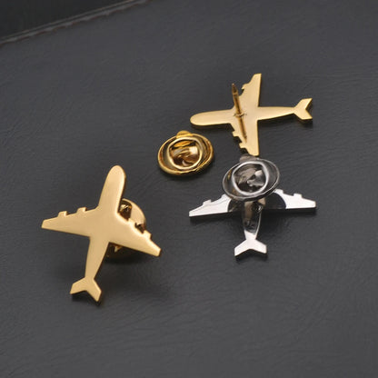 Wholesale 2023 New Men's Lapel Brooch Aircraft Design Steel Color Gold Stainless Steel Fashion Jewelry Flying Enthusiast Gifts