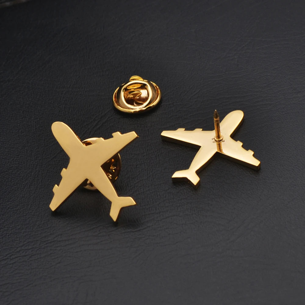 Wholesale 2023 New Men's Lapel Brooch Aircraft Design Steel Color Gold Stainless Steel Fashion Jewelry Flying Enthusiast Gifts