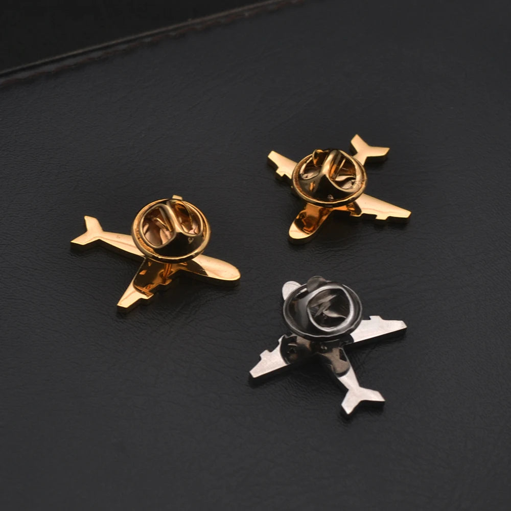 Wholesale 2023 New Men's Lapel Brooch Aircraft Design Steel Color Gold Stainless Steel Fashion Jewelry Flying Enthusiast Gifts