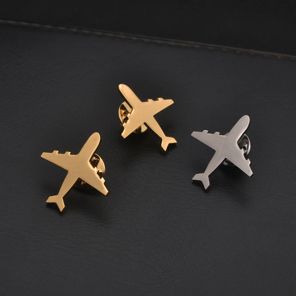 Wholesale 2023 New Men's Lapel Brooch Aircraft Design Steel Color Gold Stainless Steel Fashion Jewelry Flying Enthusiast Gifts