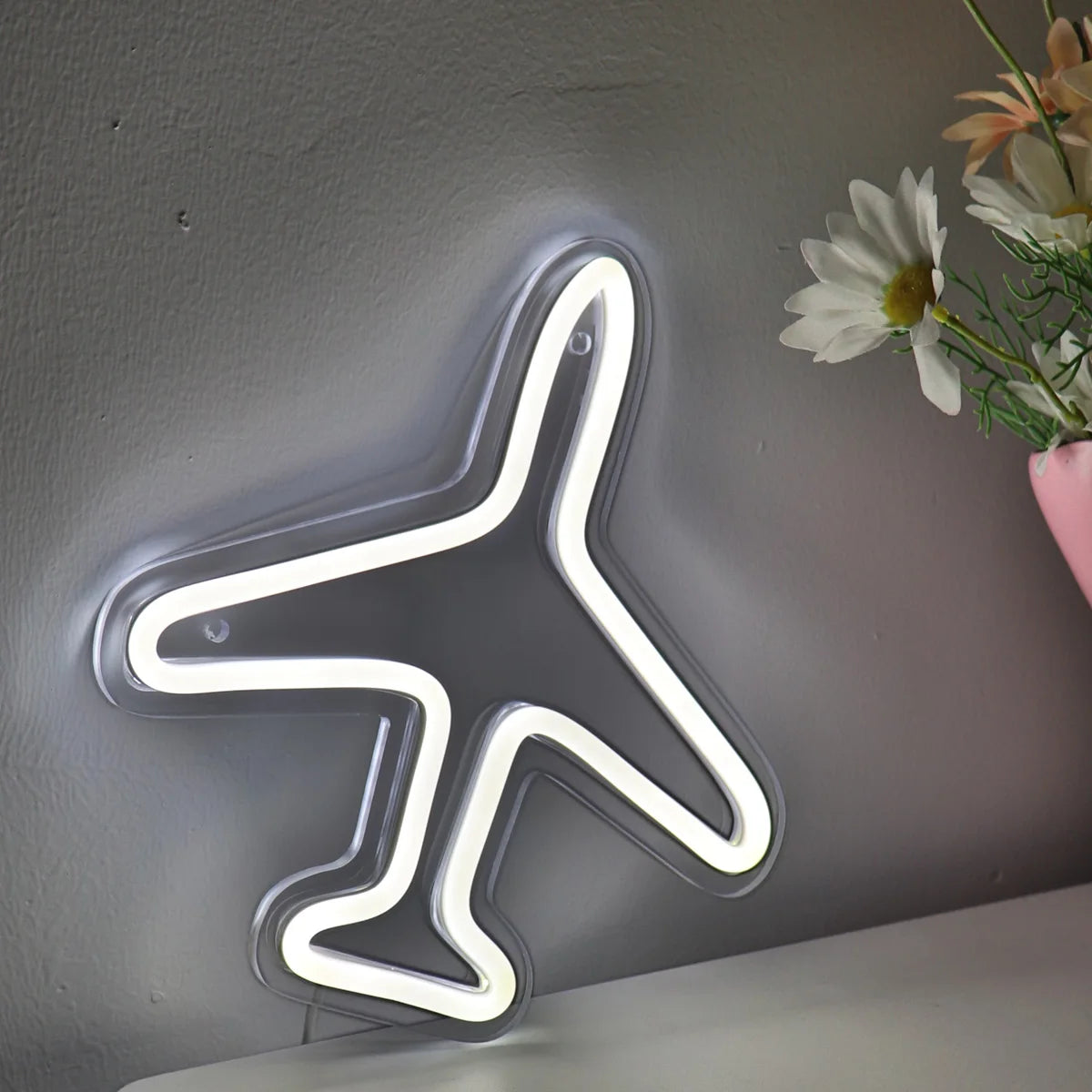 USB-Powered LED Neon Airplane Sign – 5V Wall Light for Room, Party, or Studio Decor (7.68'' x 7.28'')